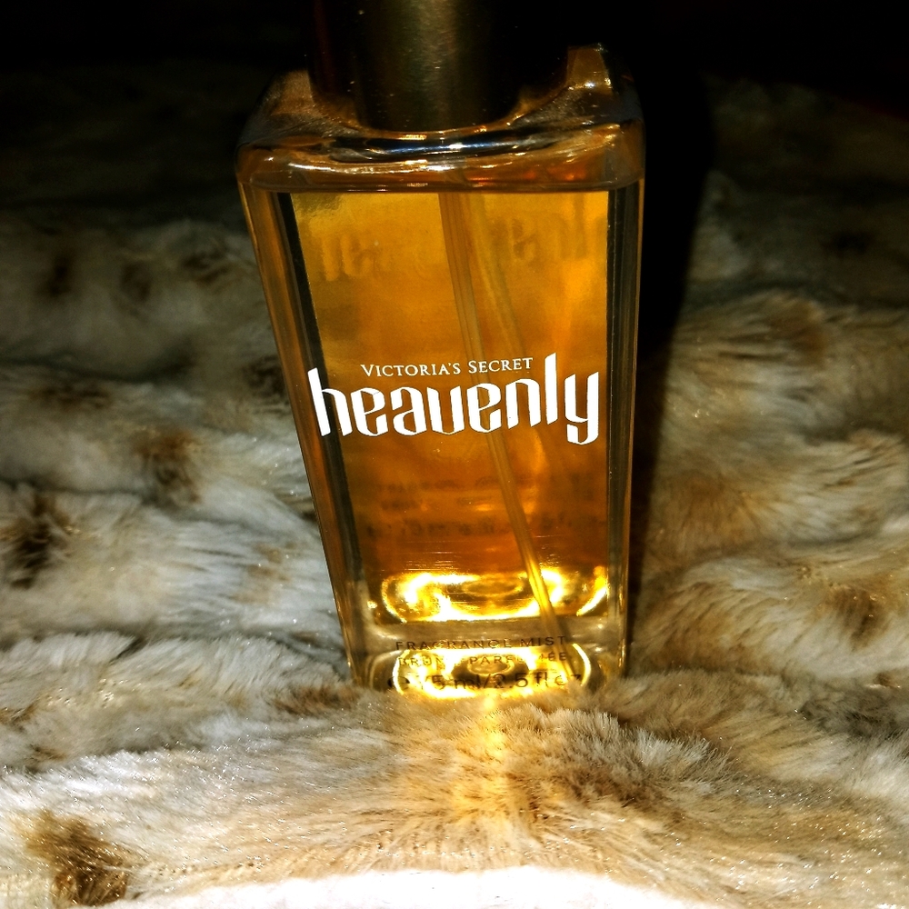 Heavenly spray by Victoria's Secret